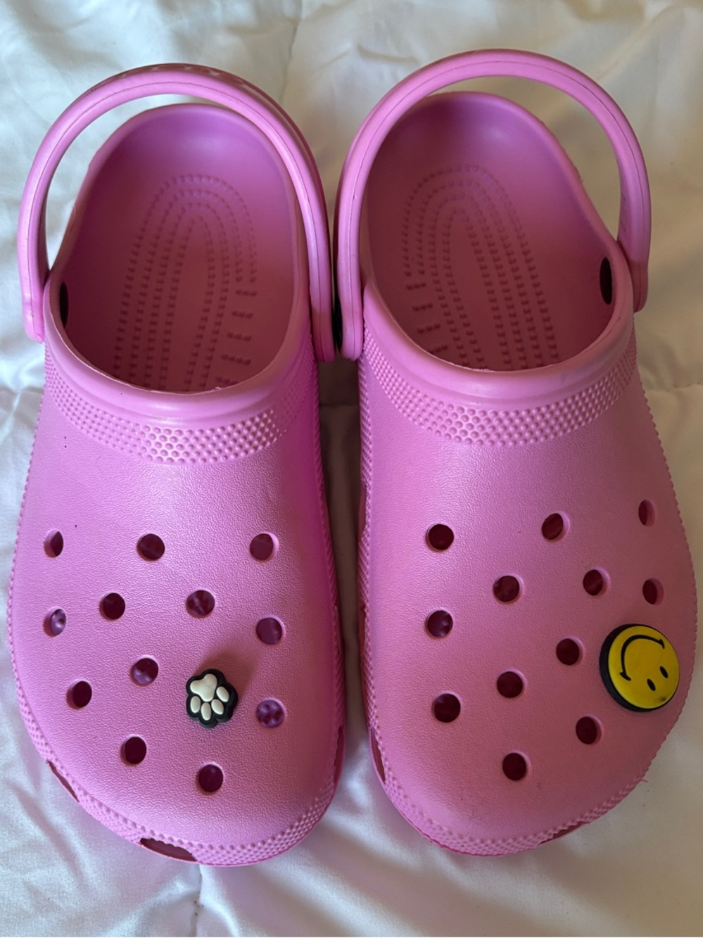 CROCS Pink women’s size 9 Classic Clog Sandals with Charms